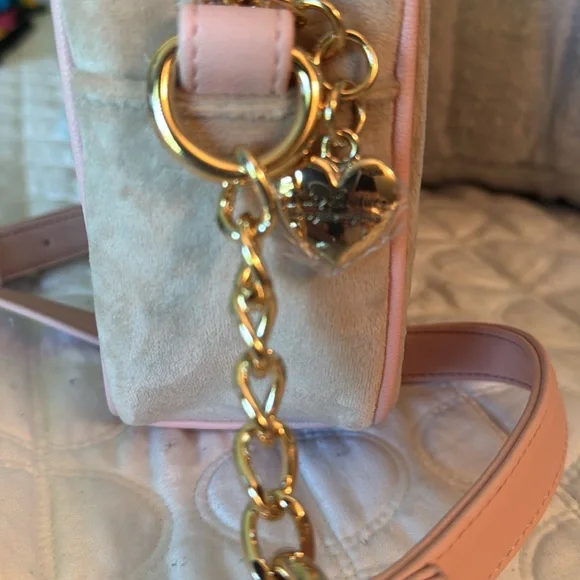 Juicy Couture Heritage Crossbody Bag NWT - Picture 9 of 11
